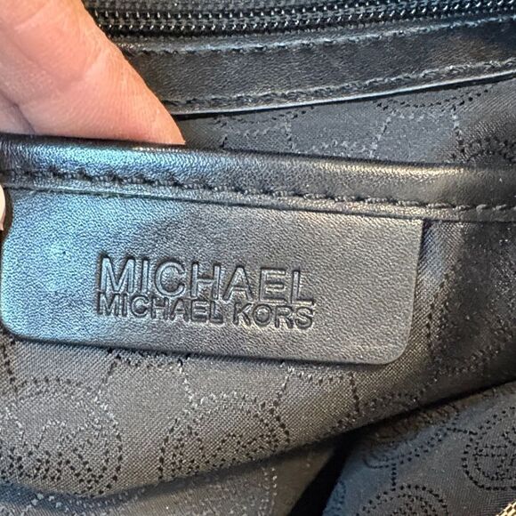 Michael Kors Jet Set Monogram Canvas Leather Tote - Picture 14 of 16